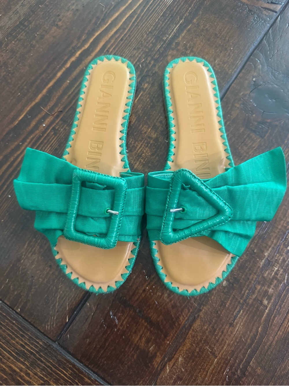 Gianni Bini Emerald Green Buckle Bow Slide Sandals